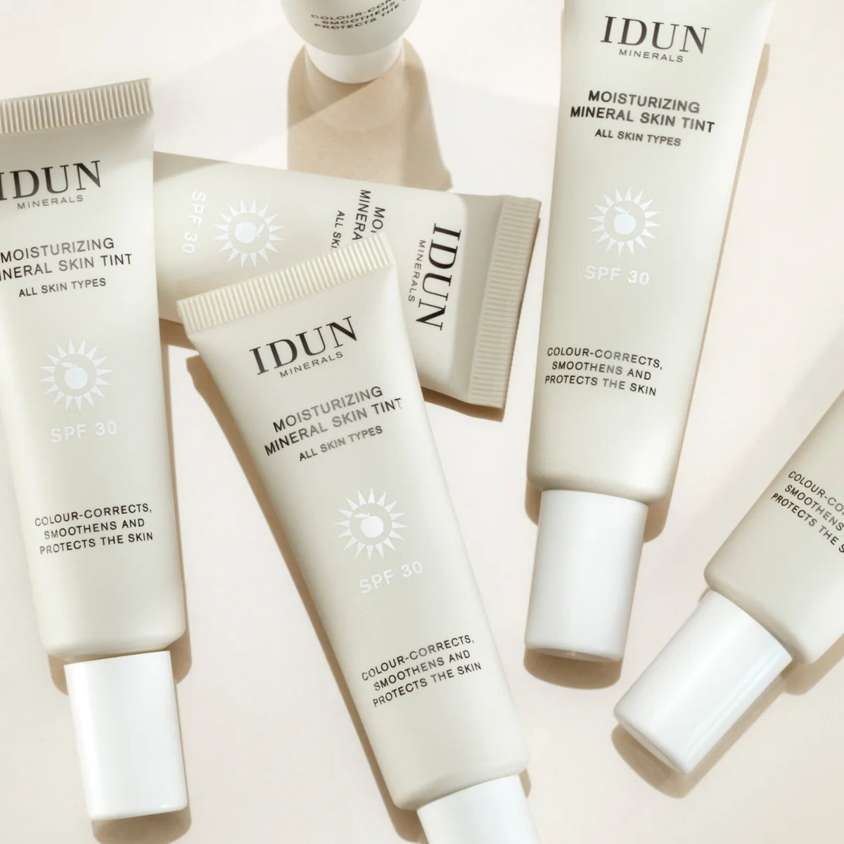 IDUN|  MOISTURIZING MINERAL SKIN TINT SPF 30| Kungsholmen | Light / Medium